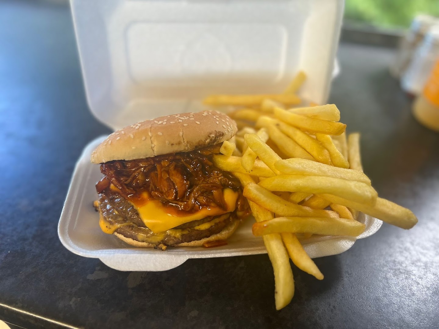 Welshey's Burger Bar · Photos 1